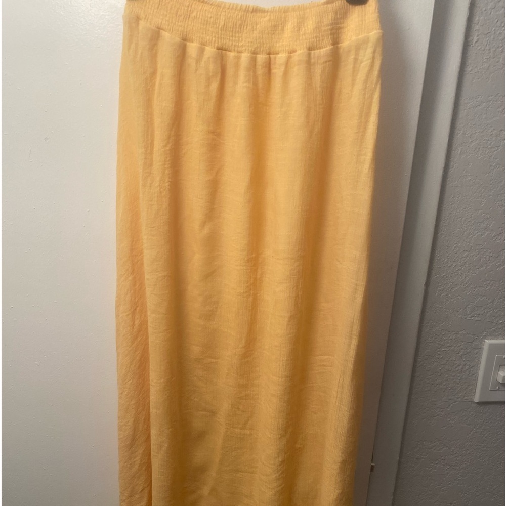 Yellow skirt size small